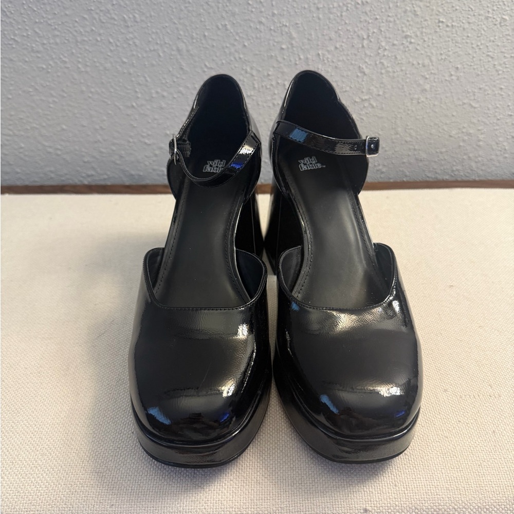 Black Patent Mary Jane Platform Heels - Women